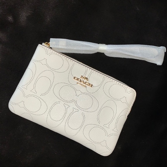 NEW! COACH Leather Perforated Signature Wristlet, Color: Chalk, NWT, GORGEOUS!! - Picture 2 of 8
